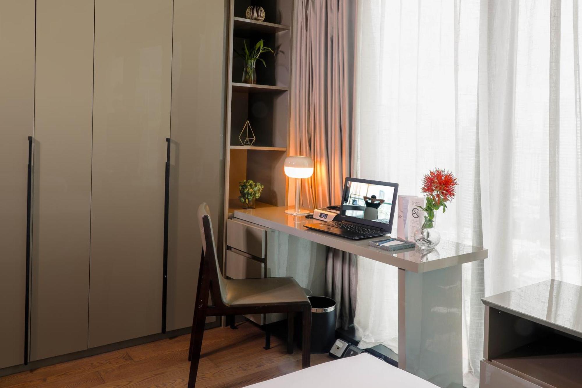فندق Oakwood Makati Avenue ماكاتي المظهر الخارجي الصورة